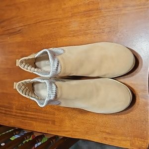 Dr. Scholl's Chelsea suede booties